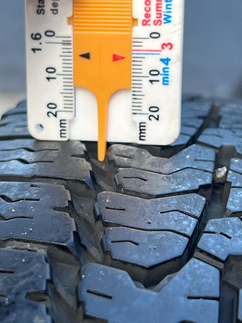 あ*)様 マッドスター ラジアル A/T 195/65R15 タイヤ4本　ホイー