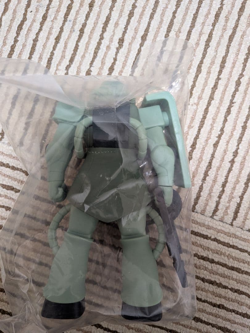 ソフビスーツDXガンダム　量産型ザク　指揮官ザク