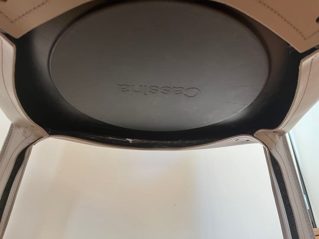 ルルド アームチェア