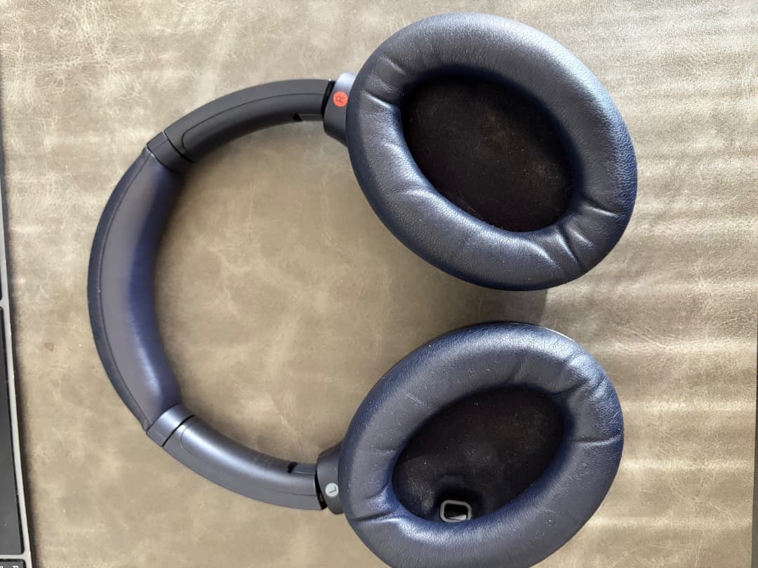 ヘッドホン Sony WH-1000XM4