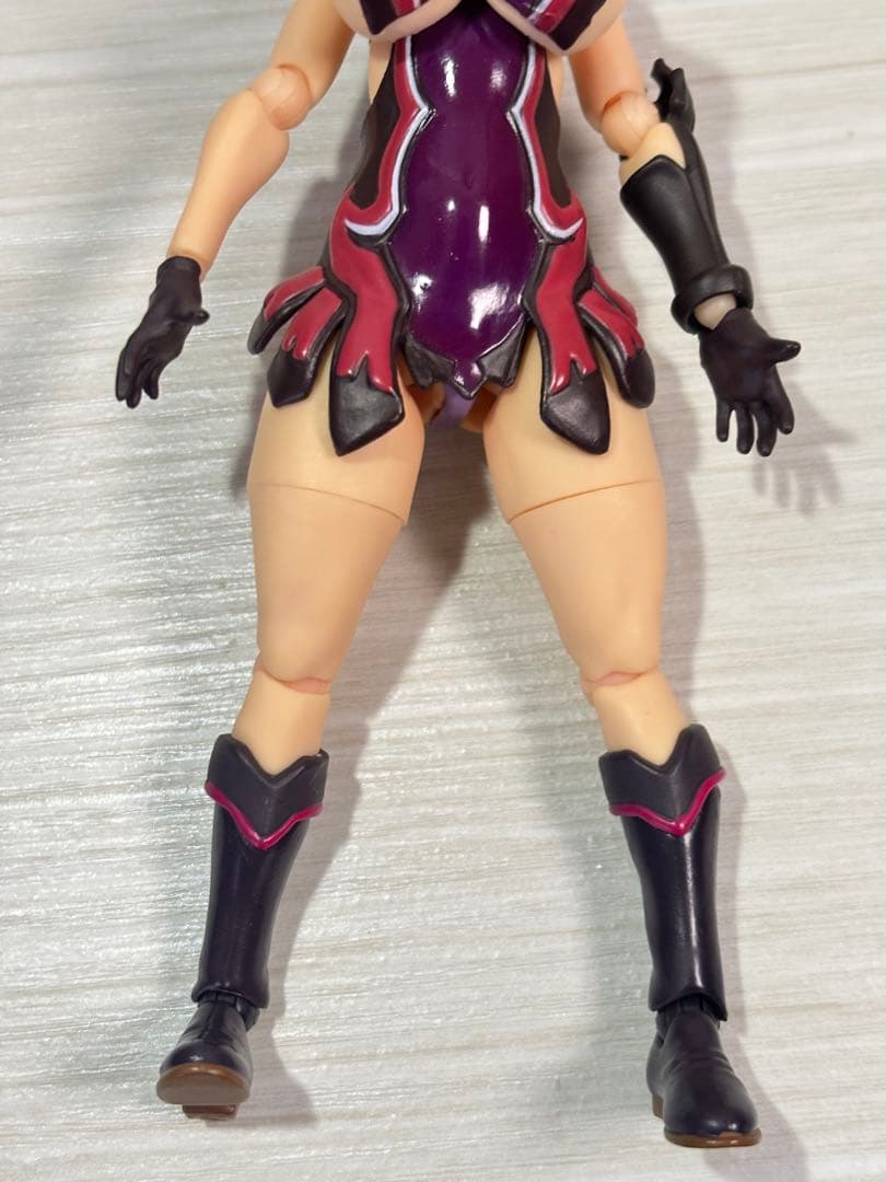 リボルテック 武器屋カトレア クイーンズブレイド アクションフィギュア