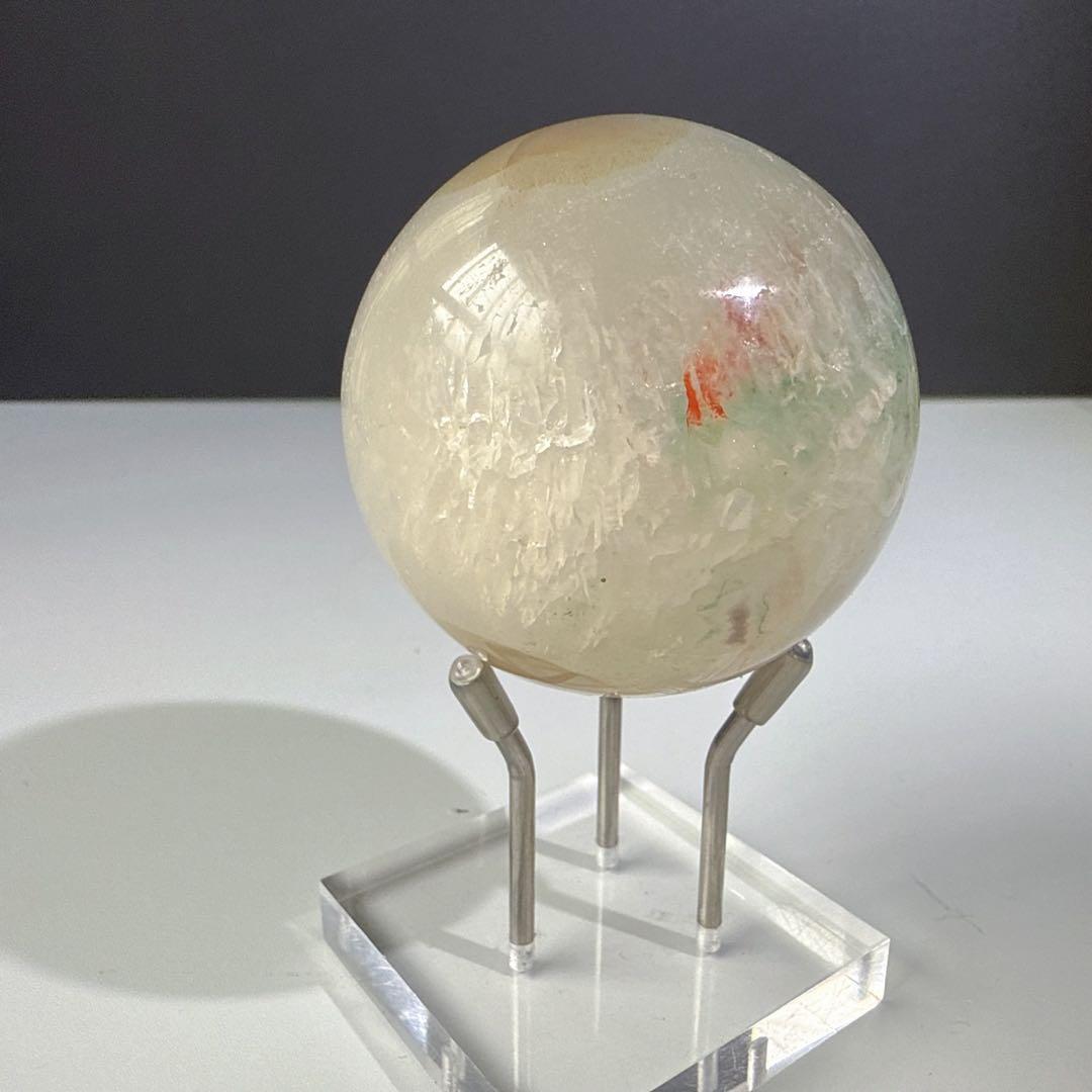 天然石水晶共生瑪瑙の笑い口　置物　スフィアNO.080703