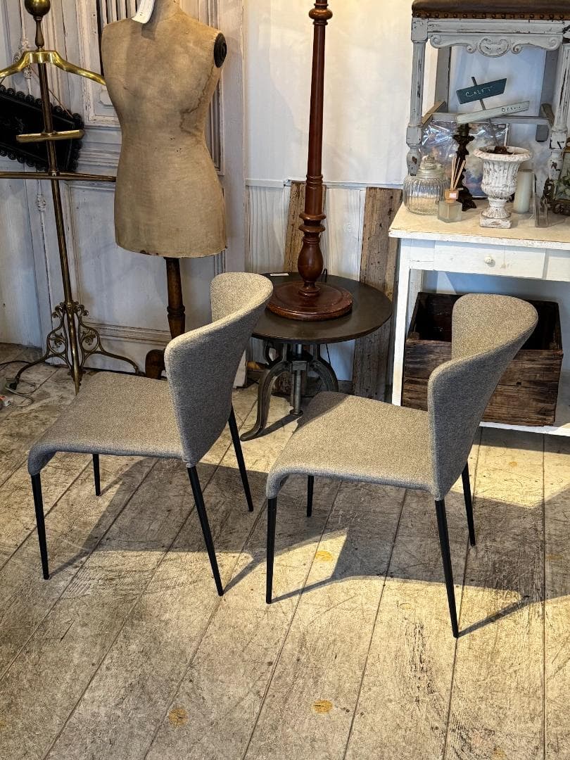 モデル展示 未使用品 ダイニングチェア２脚セット グレー布地 CHERRY