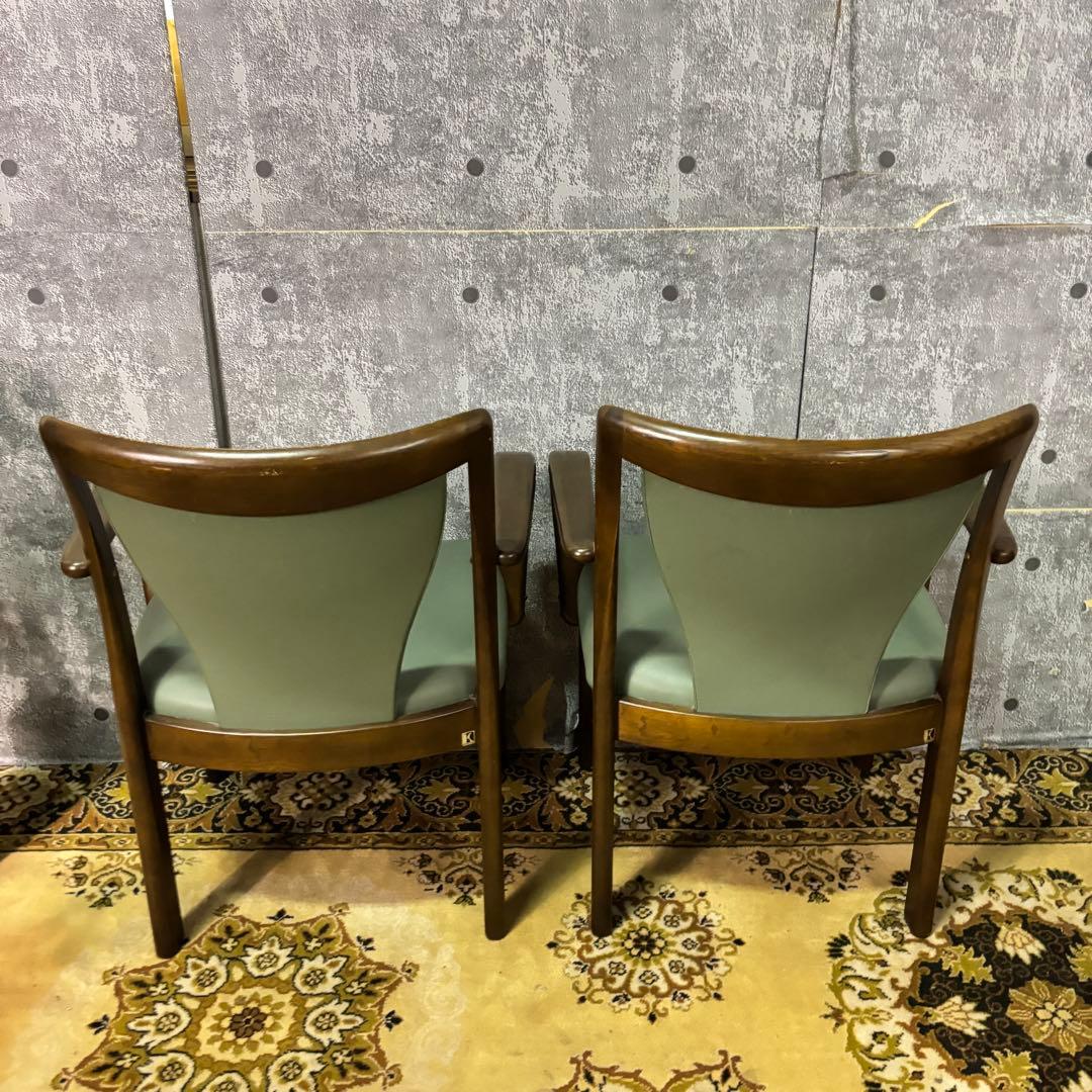 ꧁飛騨産業 HIDA꧂キツツキマーク アーム付ダイニングチェア2脚 食卓椅子