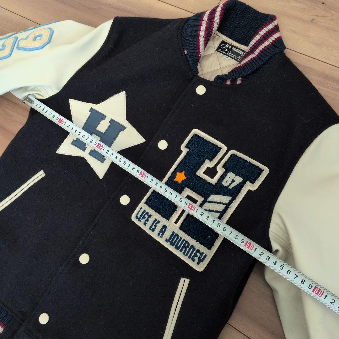 美品 ハリウッドランチマーケット 刺繍 ロゴ スタジャン サイズL