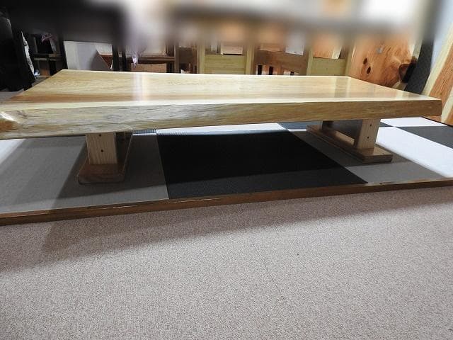 №48　熊本・阿蘇杉　一枚板☆座卓☆超巾広！新入荷