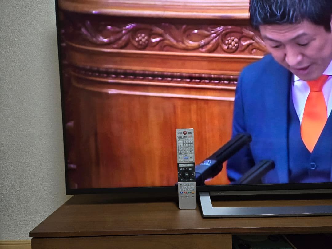 TOSHIBA REGZA 液晶テレビ65型とNitoriテレビ台セット