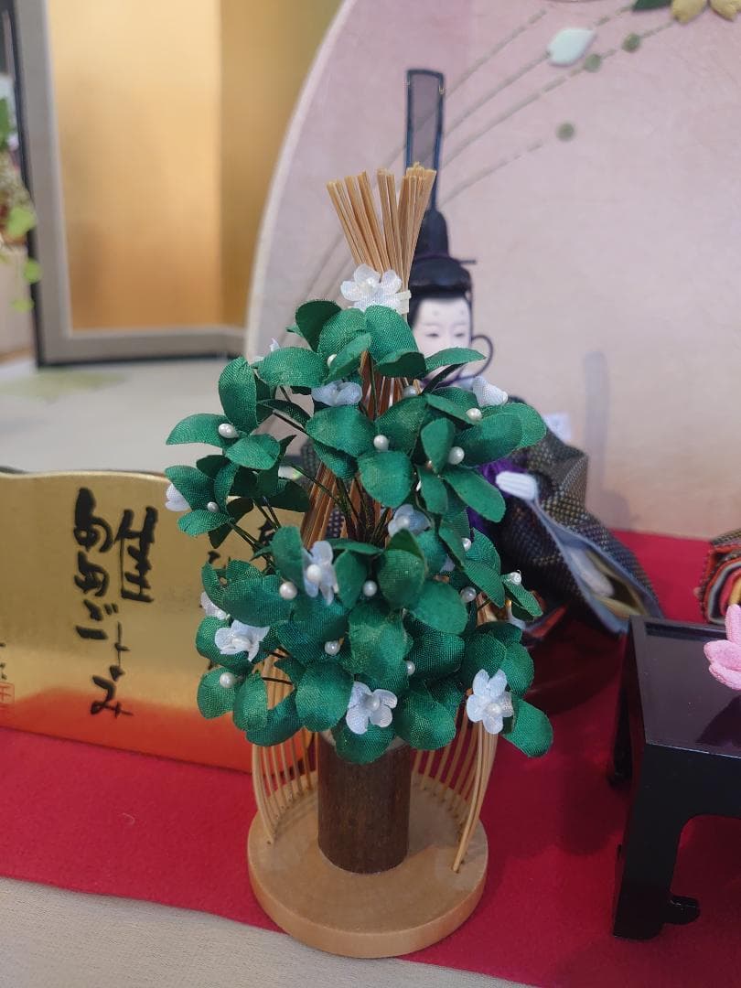 ●新品●　おひなさまセット　紬風衣装と和紙屏風