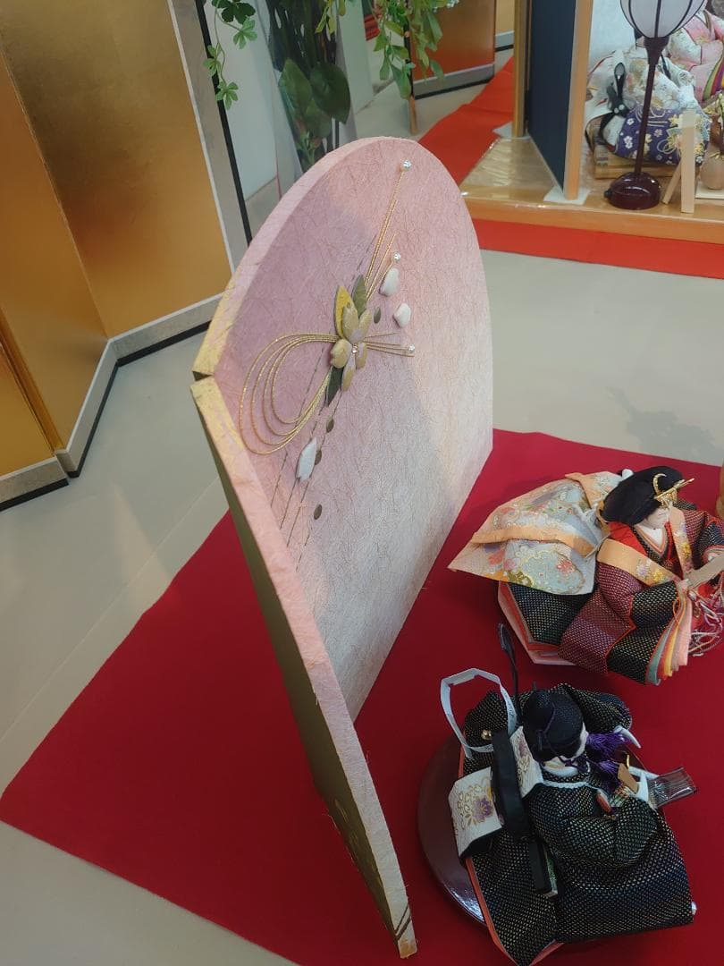 ●新品●　おひなさまセット　紬風衣装と和紙屏風