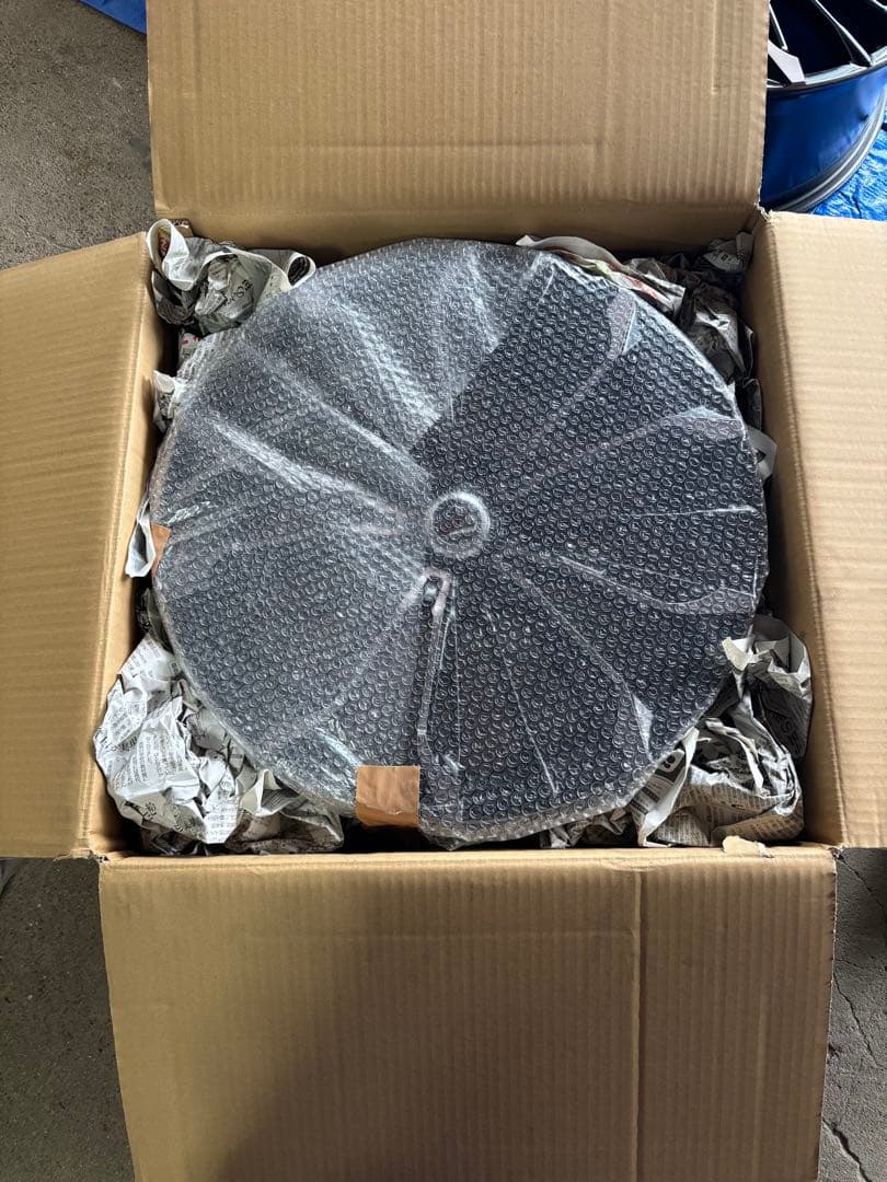 RAYSベルサスストラテジーアトリアイナ19インチ１本③