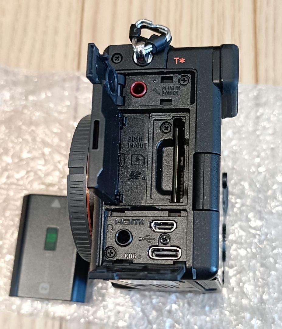 SONY α7CL ミラーレス一眼　 シャッター数２８３８枚