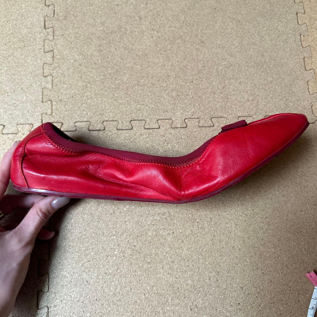 【フェラガモ】フラットシューズ　赤　25.5cm