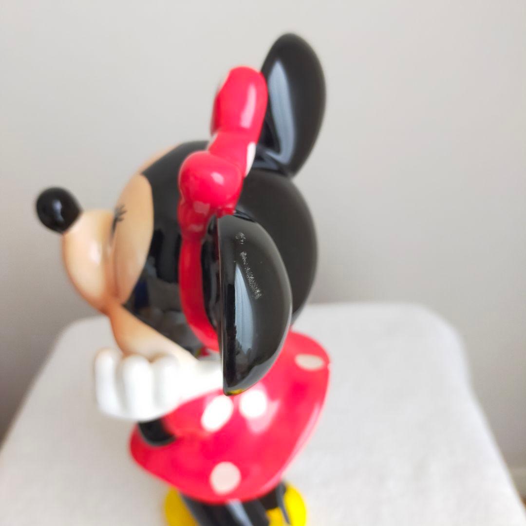 ディズニーインテリア　ミニーマウス　陶製オブジェ　置物