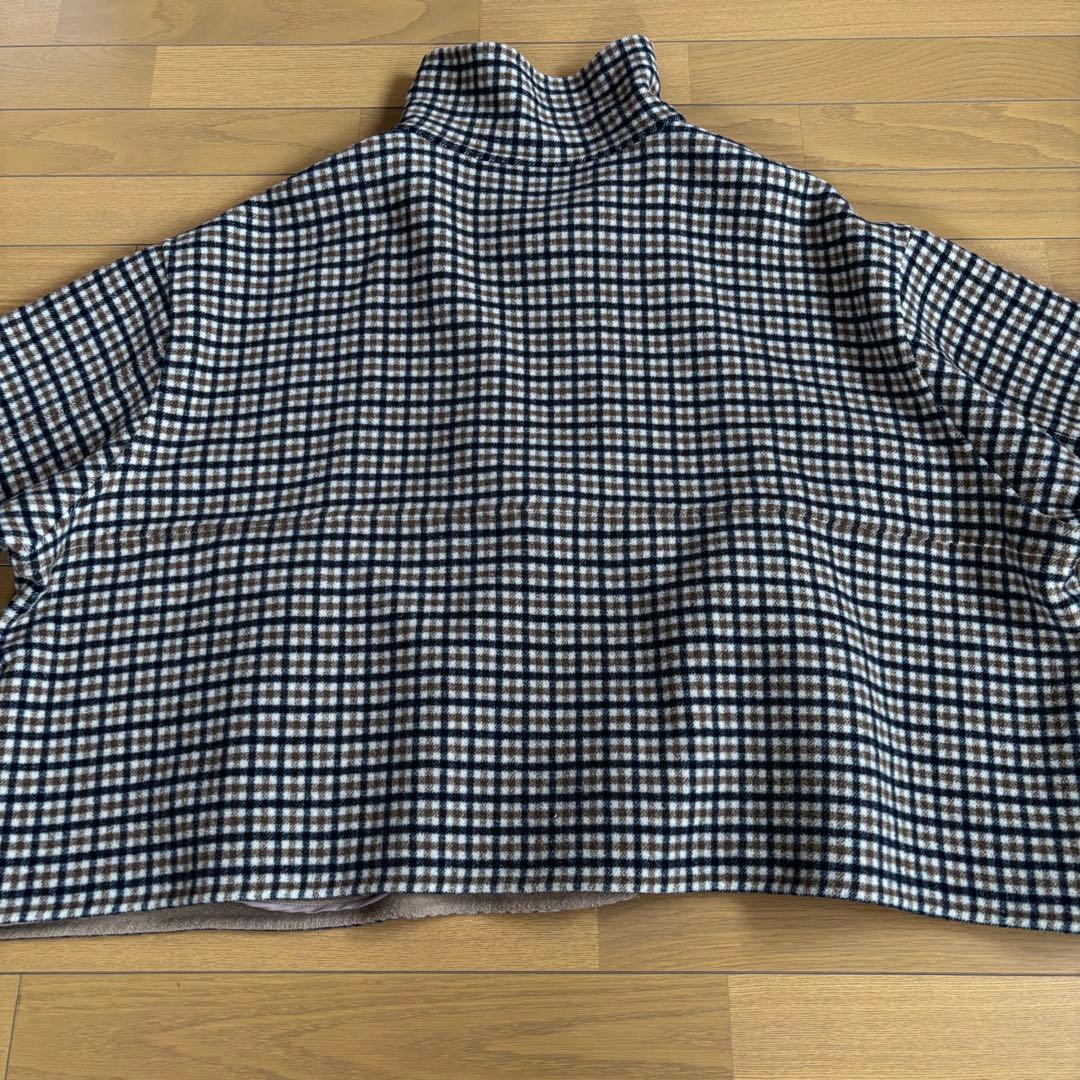 SHIPS any リバー スタンドカラー ポンチョ ショート コート　ベージュ