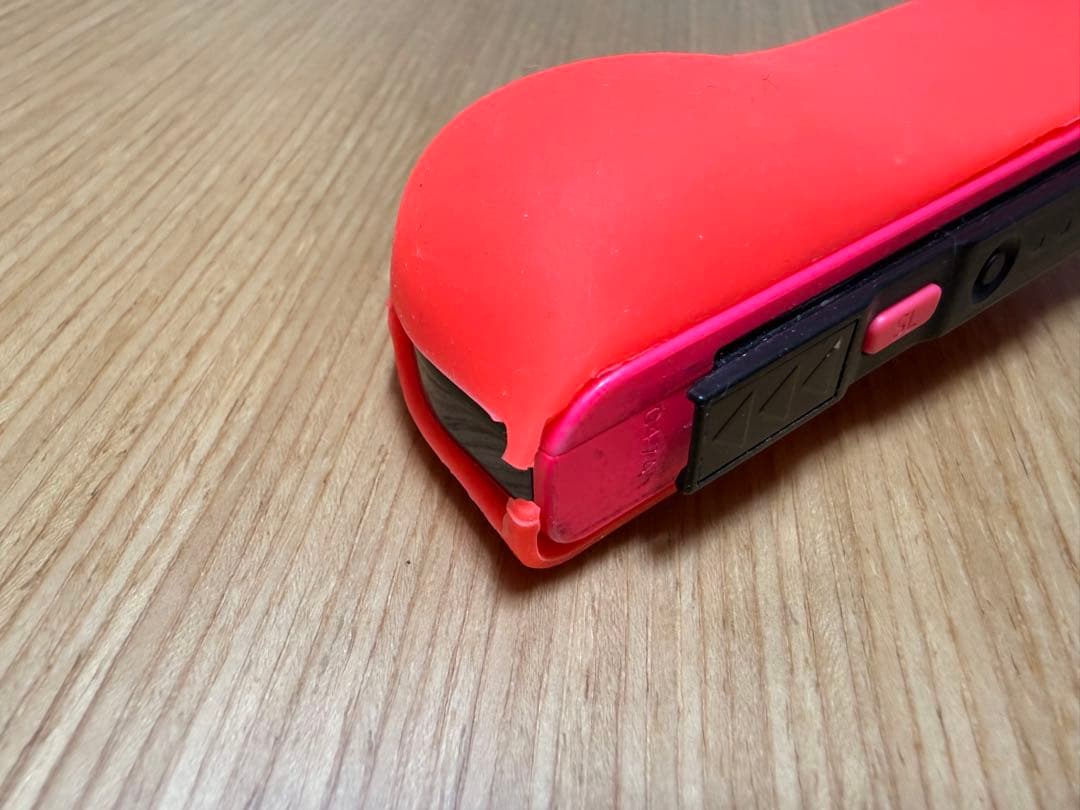 Switch 一式＋充電グリップ＋Joy-Con2個＋SDカード＋ケースセット