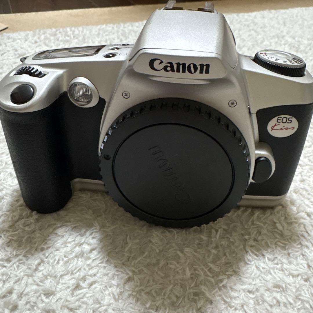 Canon NEW EOS KISS EF35〜300一眼レフカメラ　レンズ2本