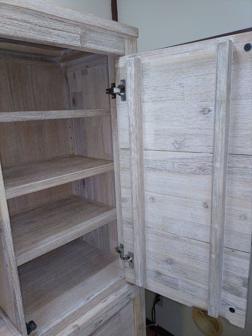 unico　食器棚（希少）マノア