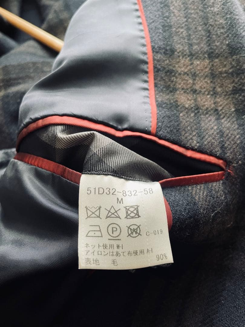 新品同様ブラックレーベルクレストブリッジジャケットMサイズ