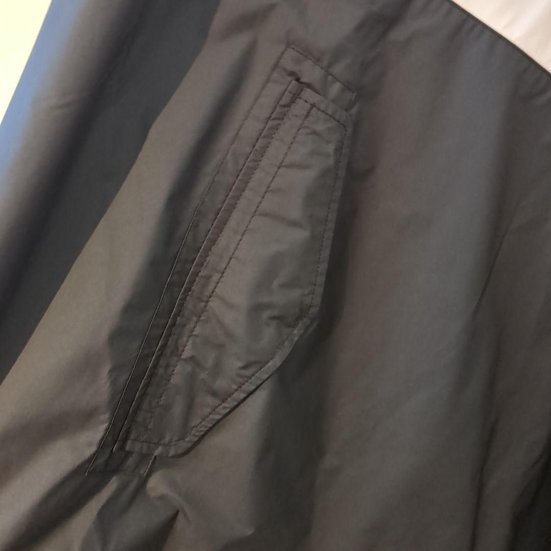 NIKE フード付きポンチョ