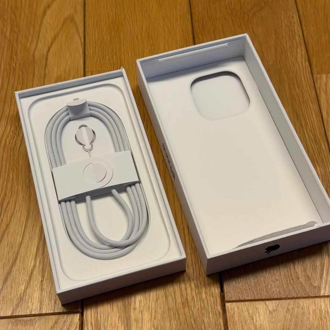 石川　iPhone 16Pro 256GB ブラック97%SIMフリー