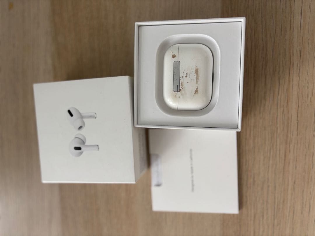 お値下げしました！AirPods Pro 本体 ホワイト　第一世代