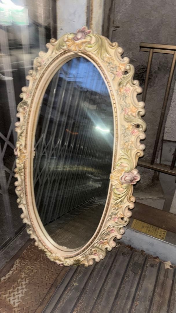 最終値下げ　ロココ調ミラー　大型　楕円形壁掛け鏡