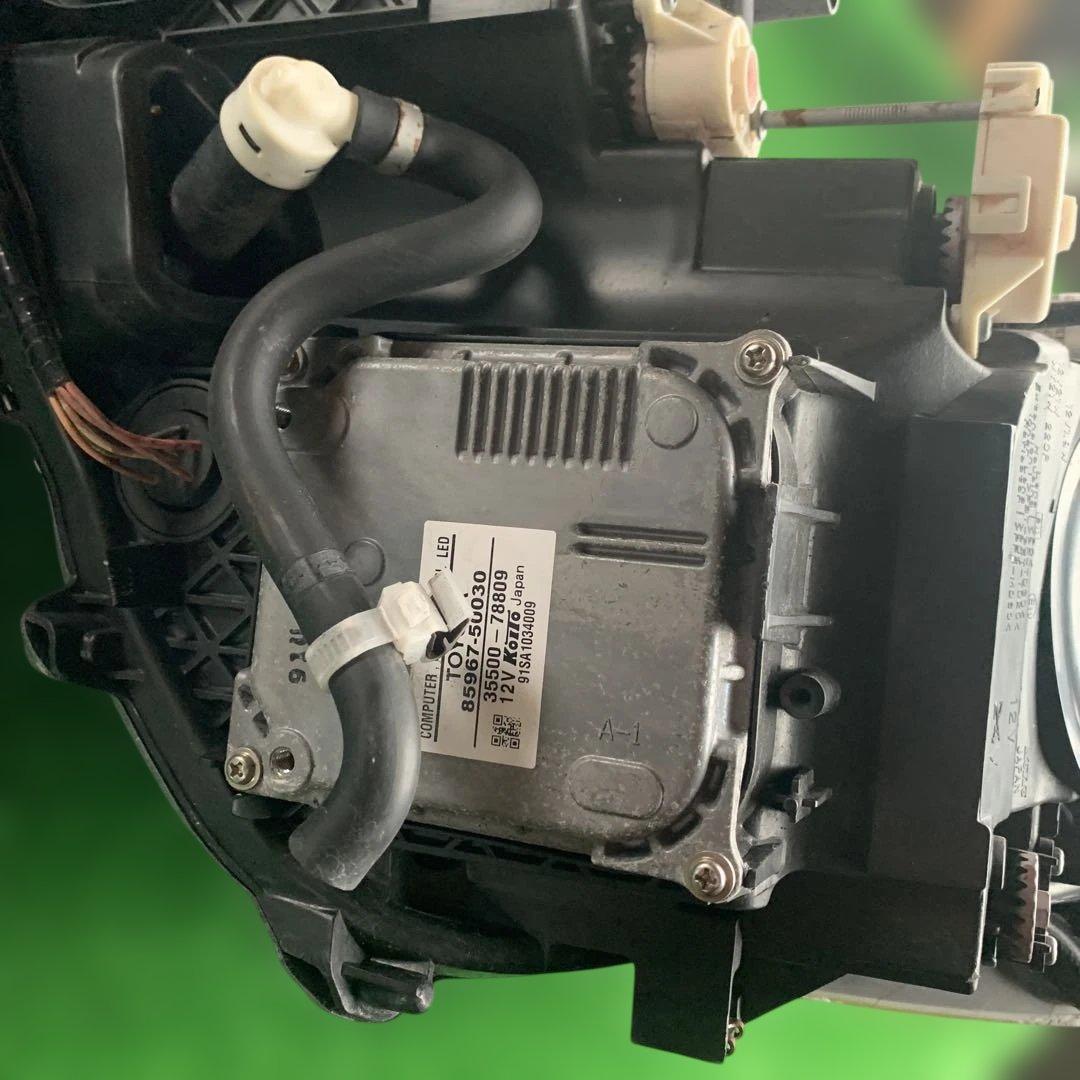 レクサス　LS600h 前期　純正ヘッドライト左右セット 動作確認済み　中古品