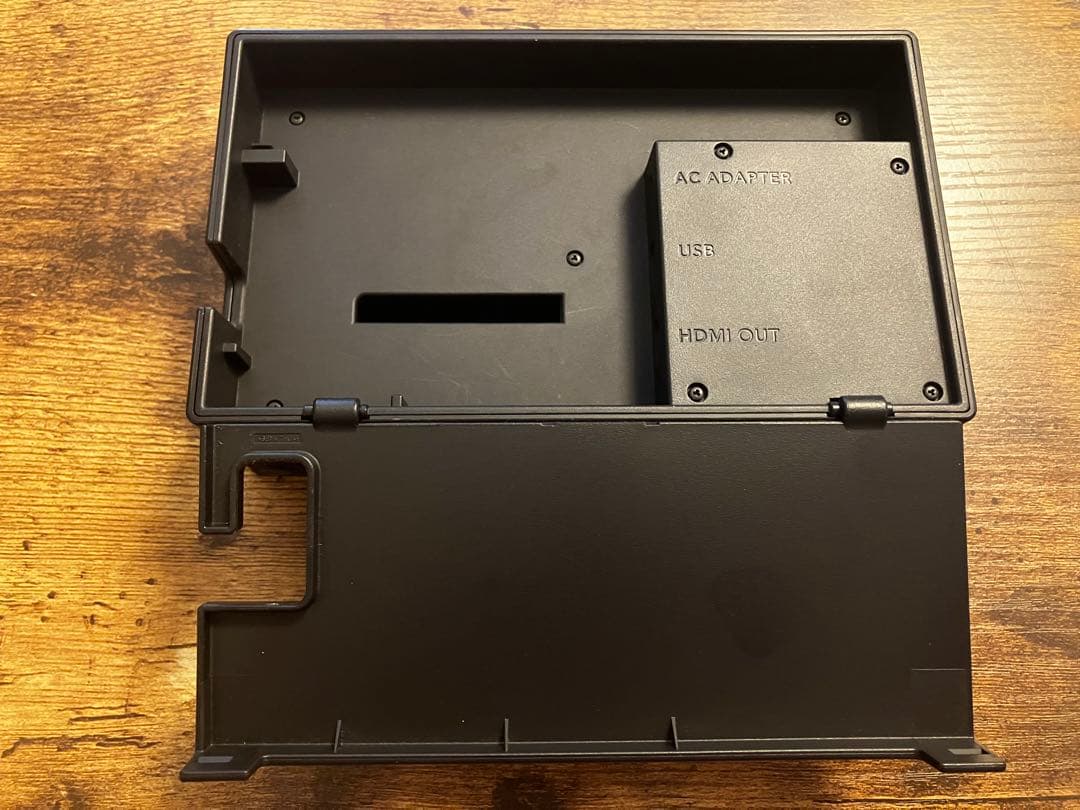 Nintendo switch 本体 HAC-001(-01）