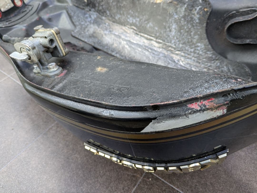 訳あり　zrx タンク