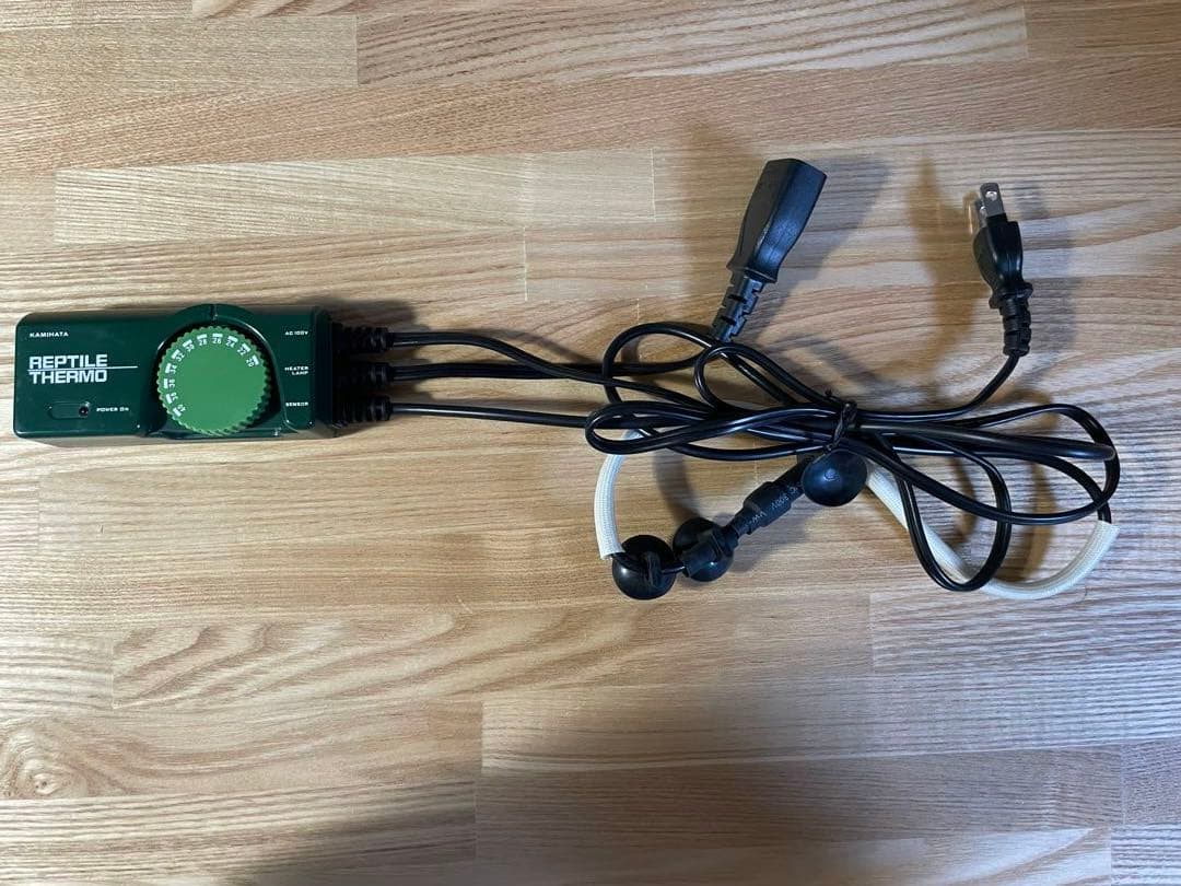 爬虫類飼育セット　ヒュドラケース3120　パネルヒーター　レプタイルサーモ等