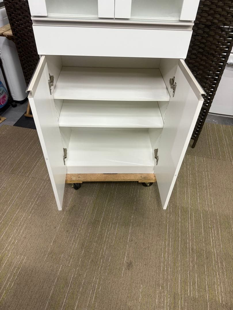 【完成品】【美品】ニトリ　キャビネット　フォルム　SK1860 WH 食器棚