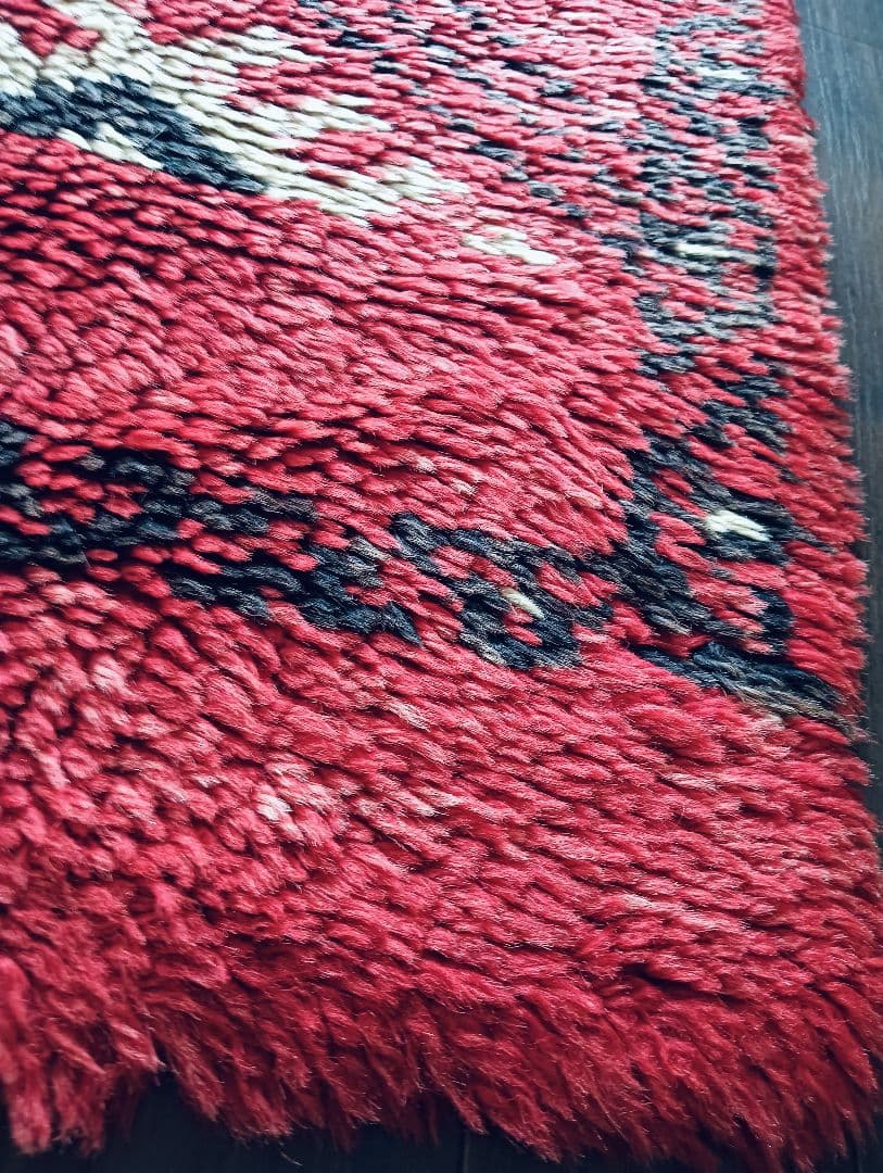 冬用　長毛のブルガリビンテージラグ♪上質ウール　アフガニスタン　トルクメン