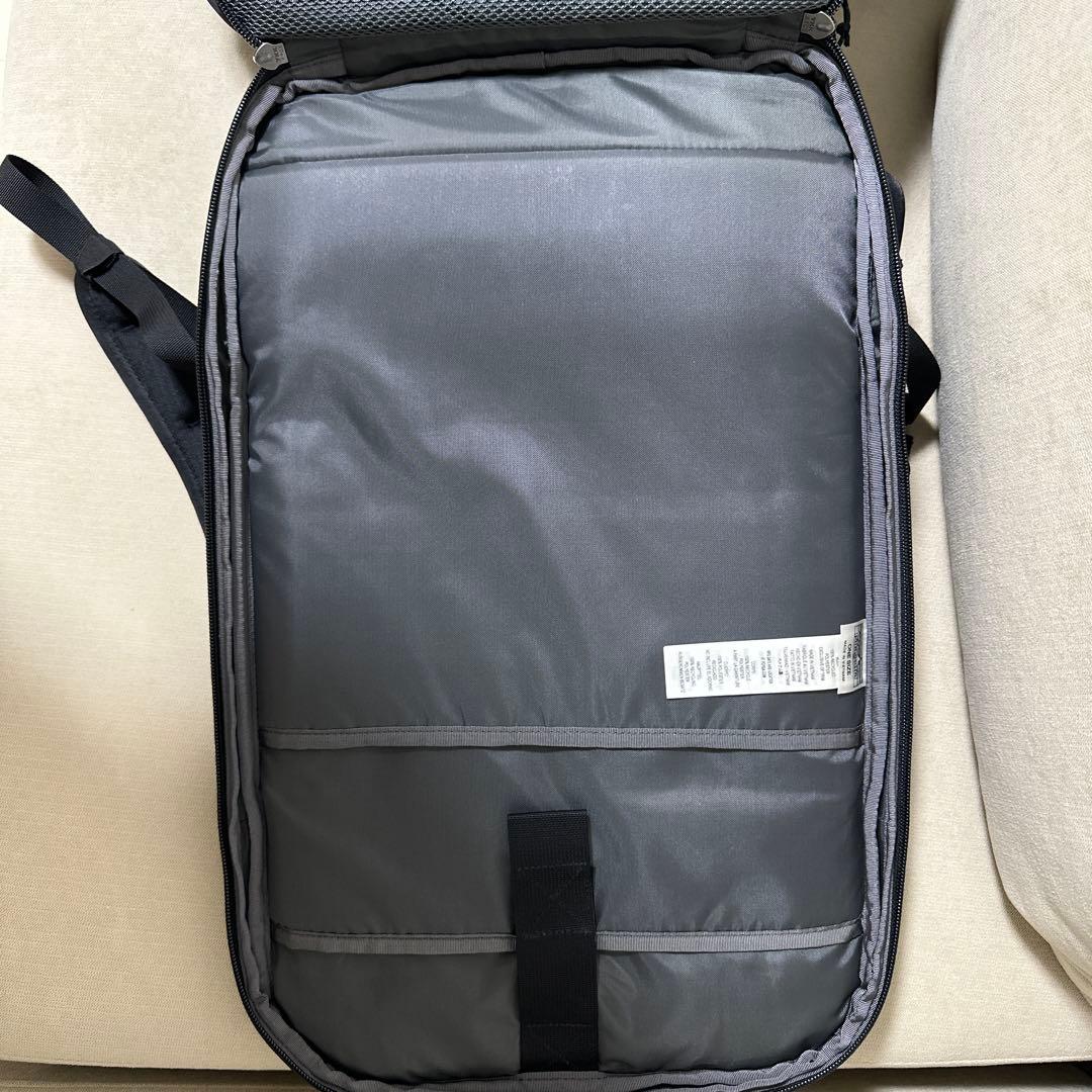 patagonia ブラックホール・ミニ・MLC 30L ブラック