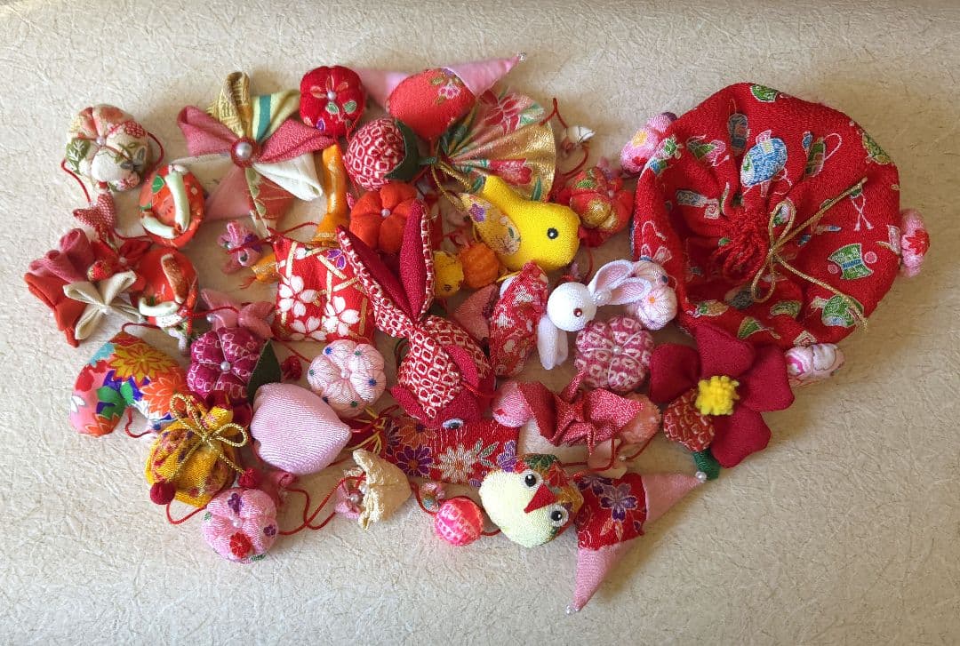 ひな祭り 吊るし雛 つるし飾り 桃の節句 ちりめん細工 縁起物 魔除け 厄除け