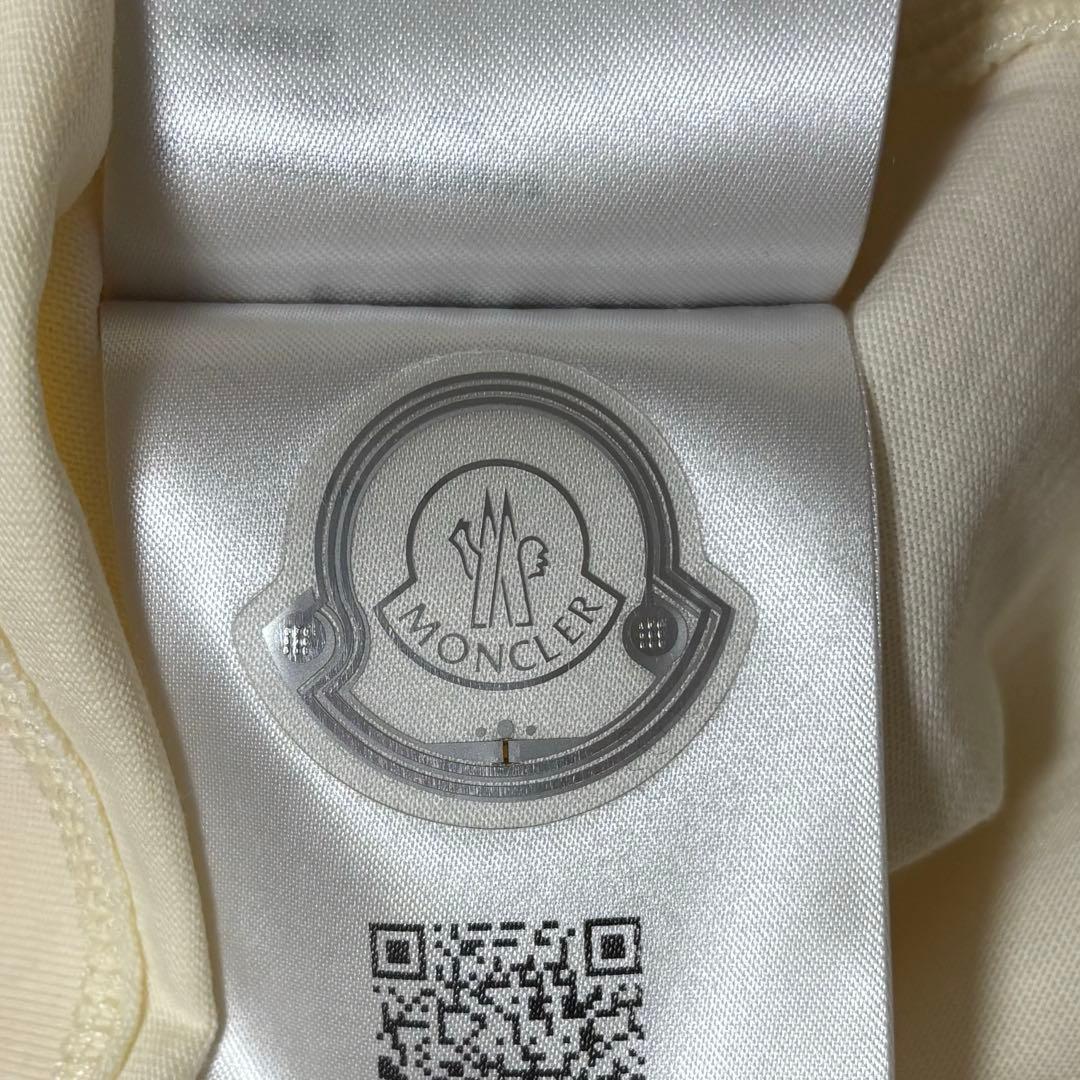 新品 モンクレール Tシャツ 2025 モンクレ ホワイトアイボリー