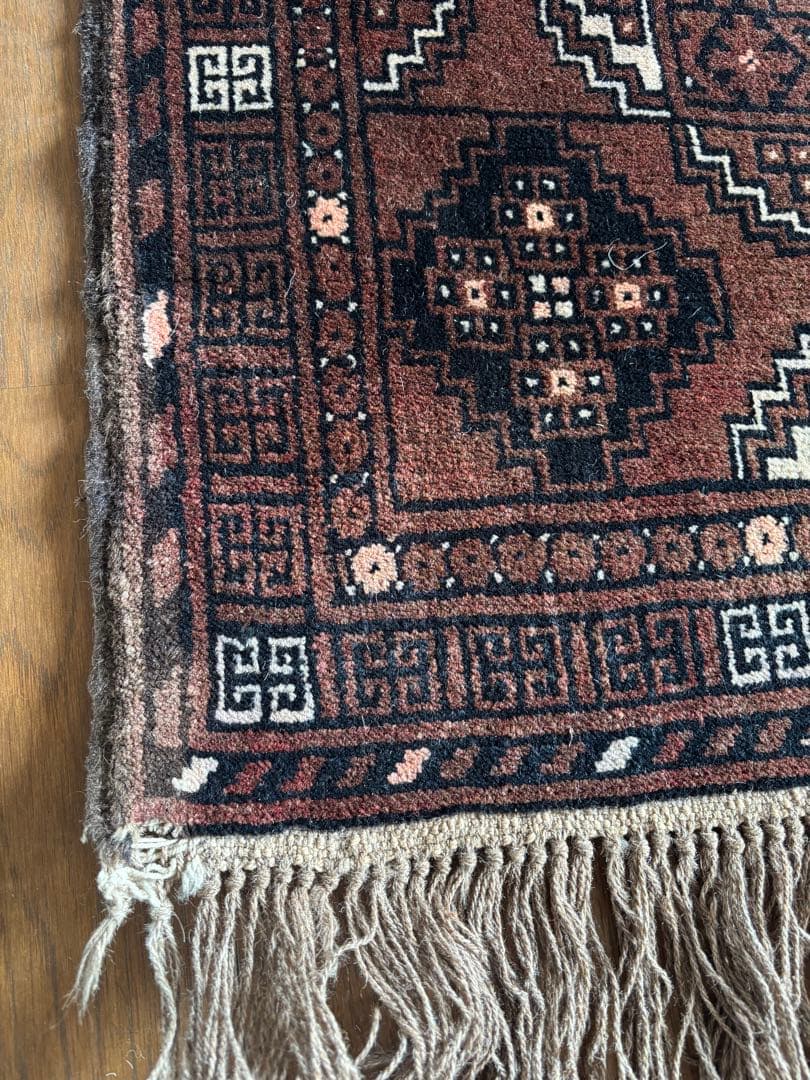 【ダメージ多め格安】パキスタン絨毯　トルクメン　手織り　ペルシャ