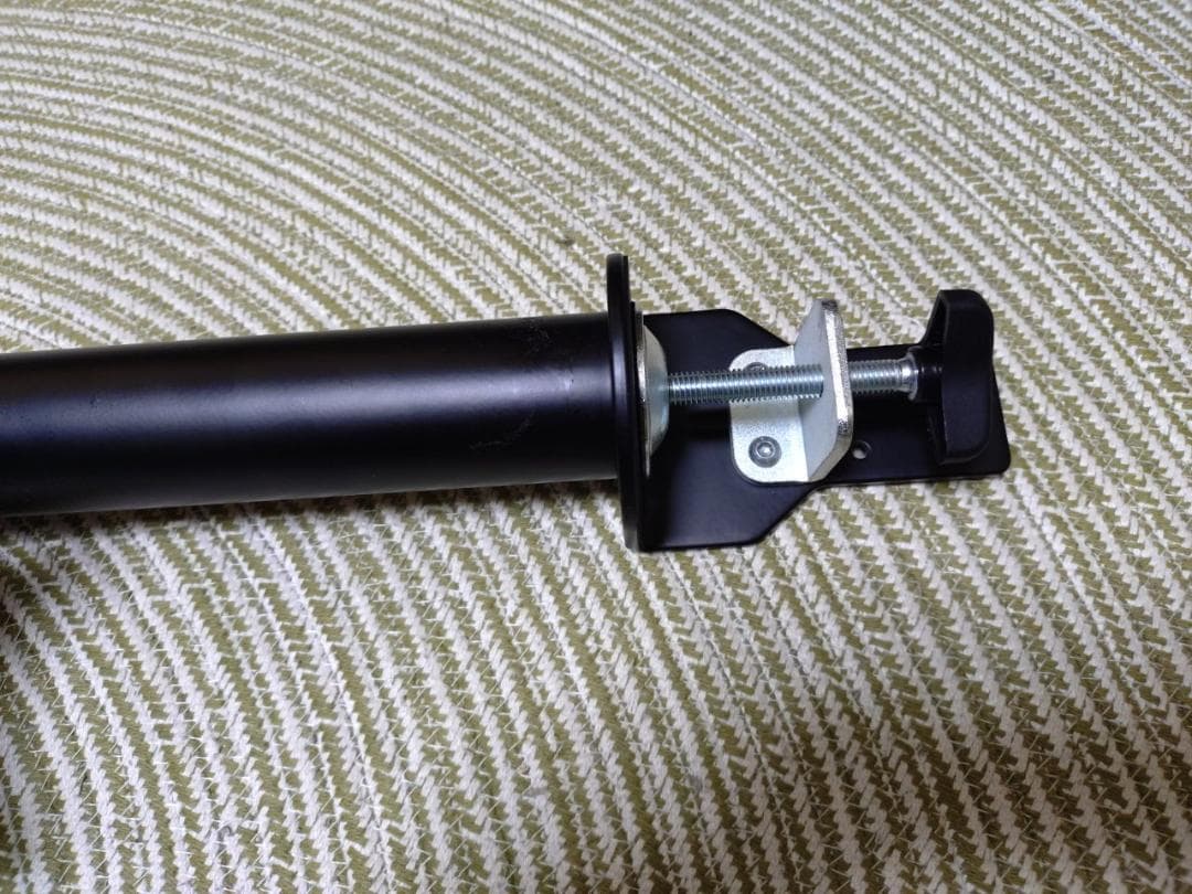 PCモニターKH240V(IODATA) x ２台 + 上下配置モニターアーム