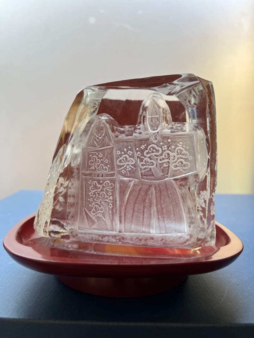 ガラスのお雛様