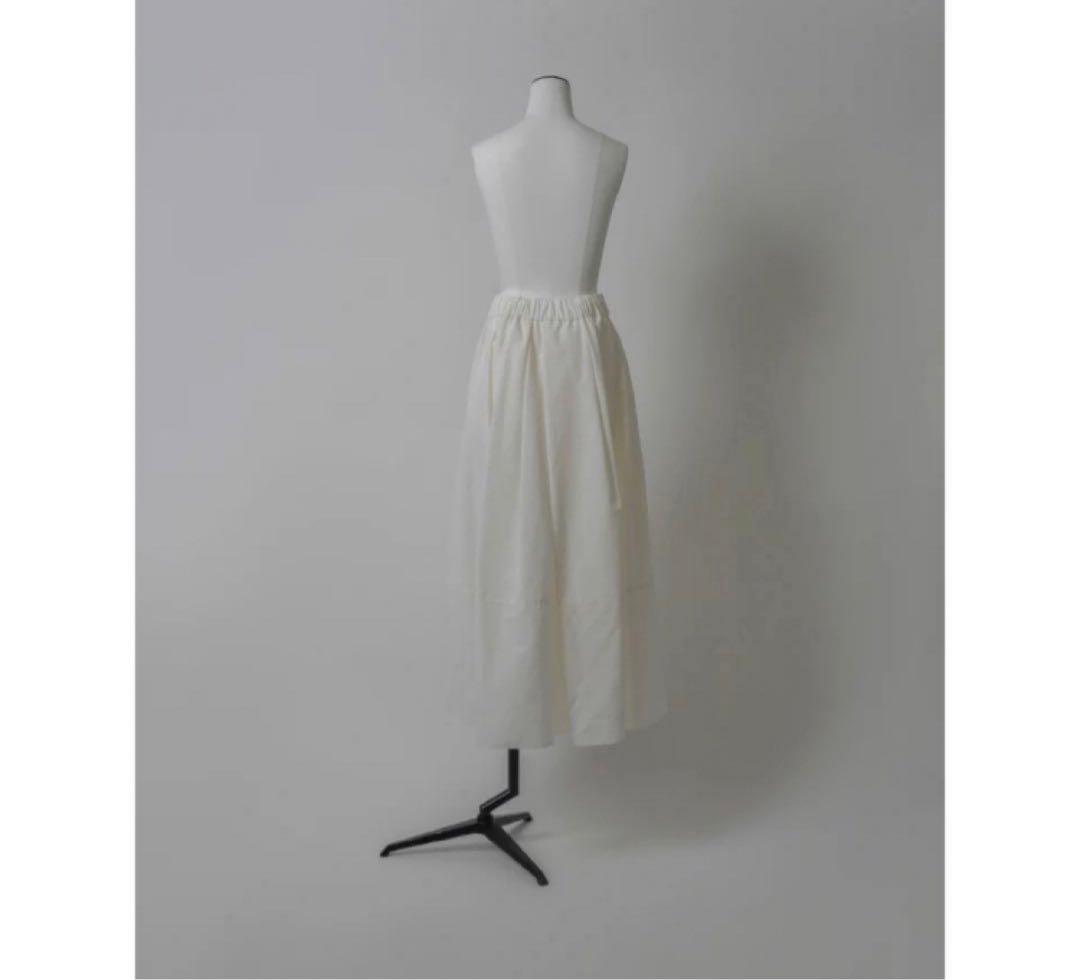 ローヘン　LOHEN スカートパンツ　ホワイト