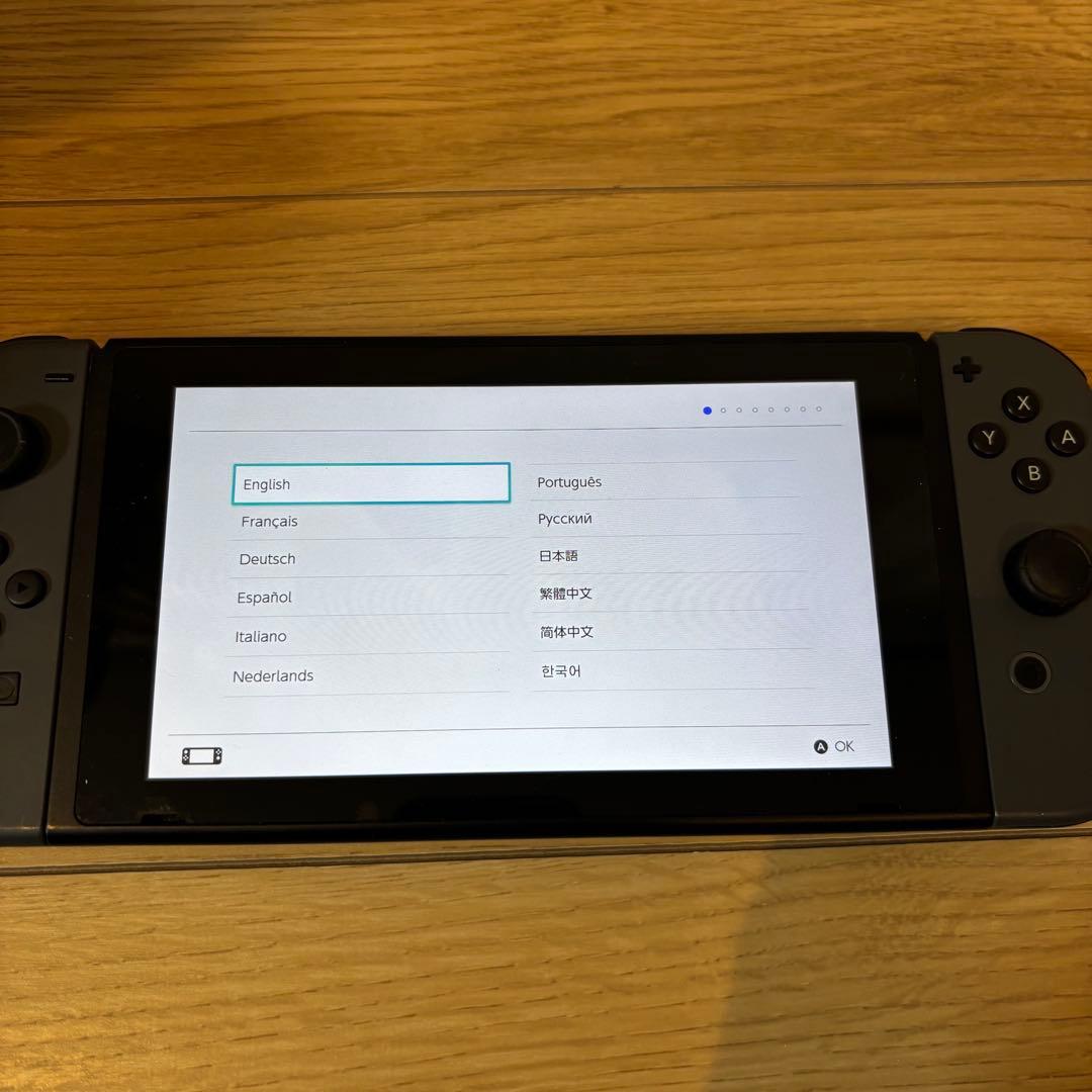 【美品】【付属品完備】Nintendo Switch 本体 グレー