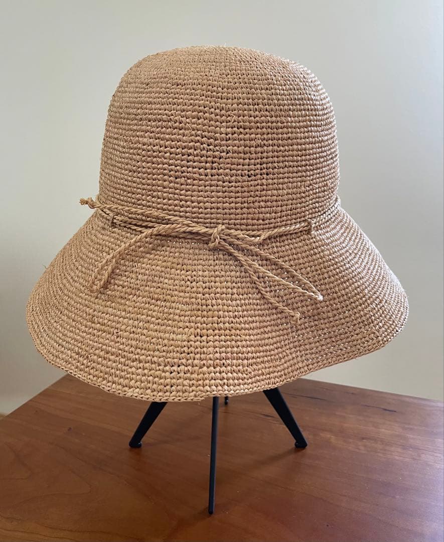 極美品　HELEN KAMINSKI villa9