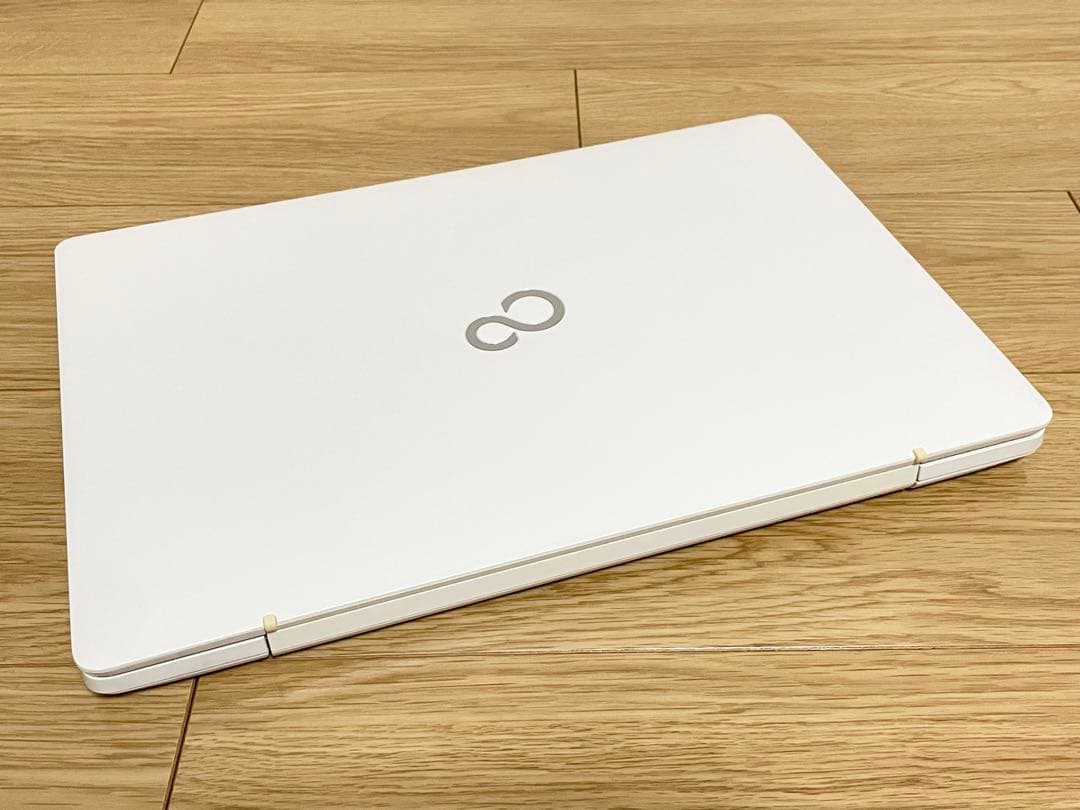 【美品】富士通 LIFEBOOK i7-6700HQ 16GB SSD256GB