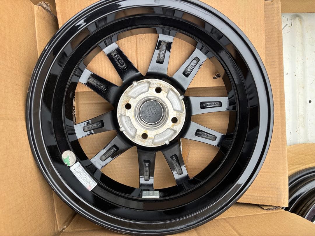 アルミホイール　14インチ