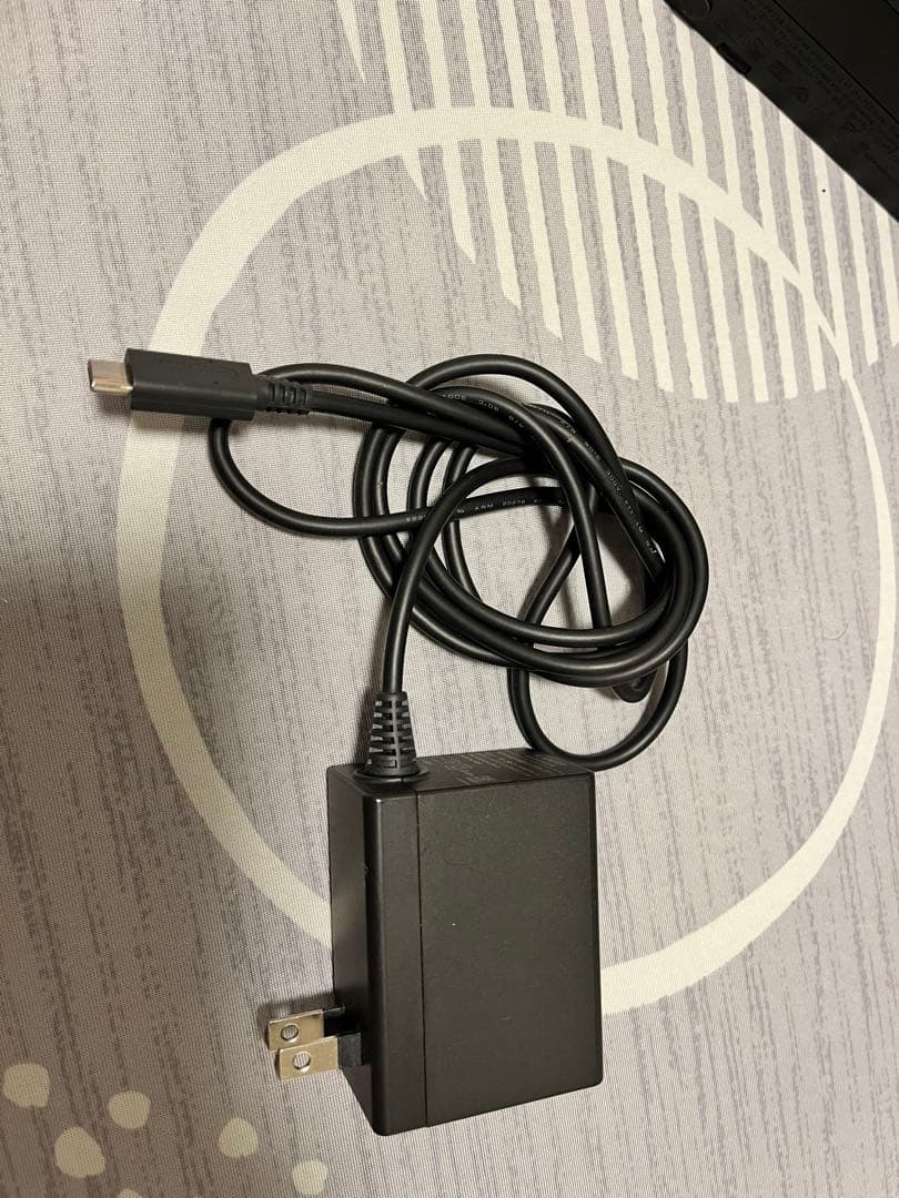 Nintendo Switch 本体　microSD付き！