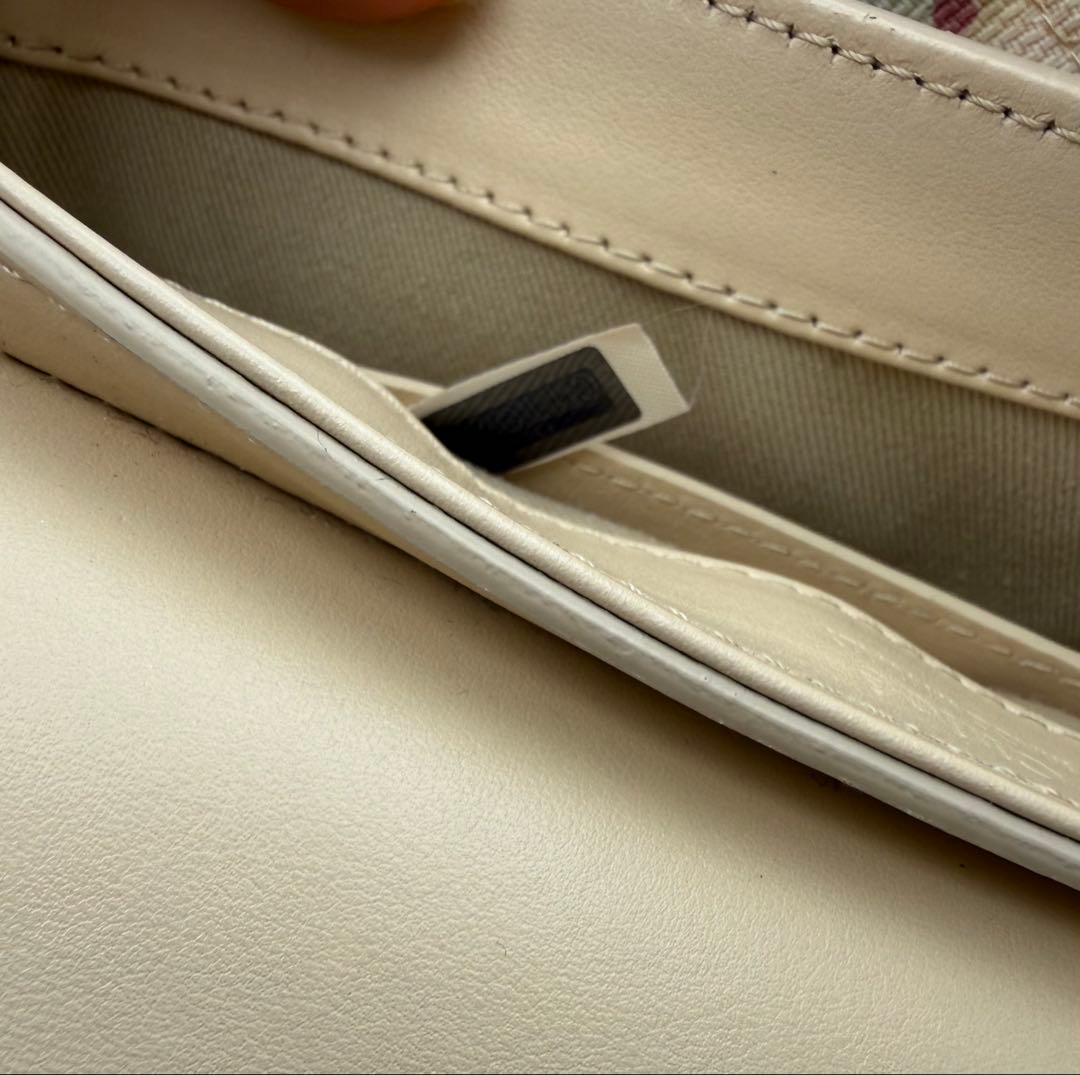 クロエショルダーバッグ