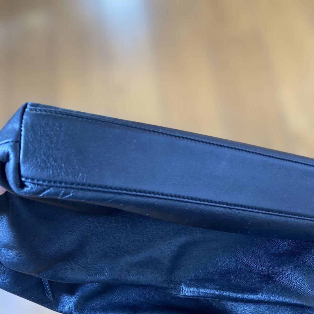 イアパピヨネ　ショルダーバッグ