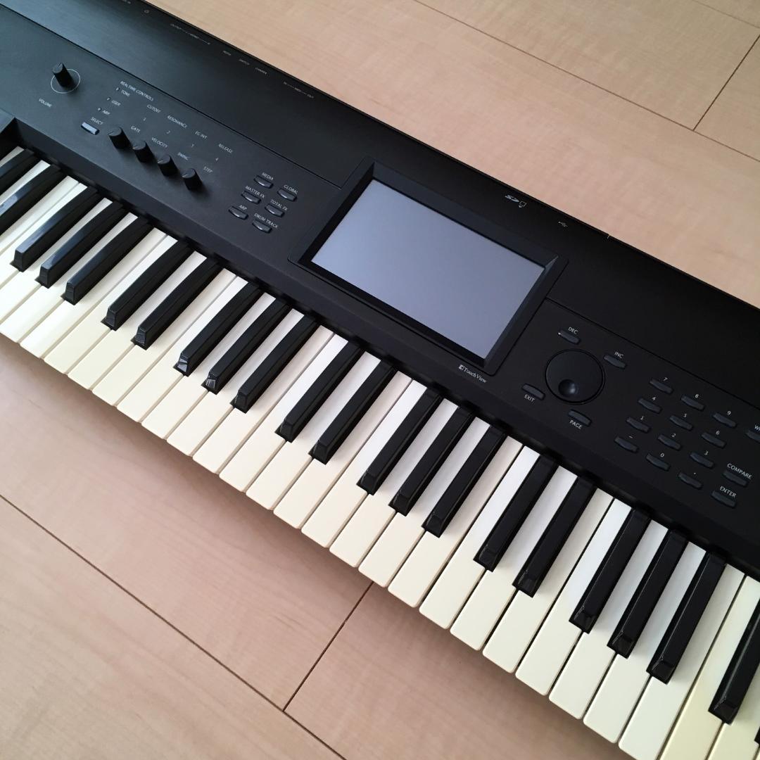 KORG KROME 61鍵盤 キーボードシンセサイザー