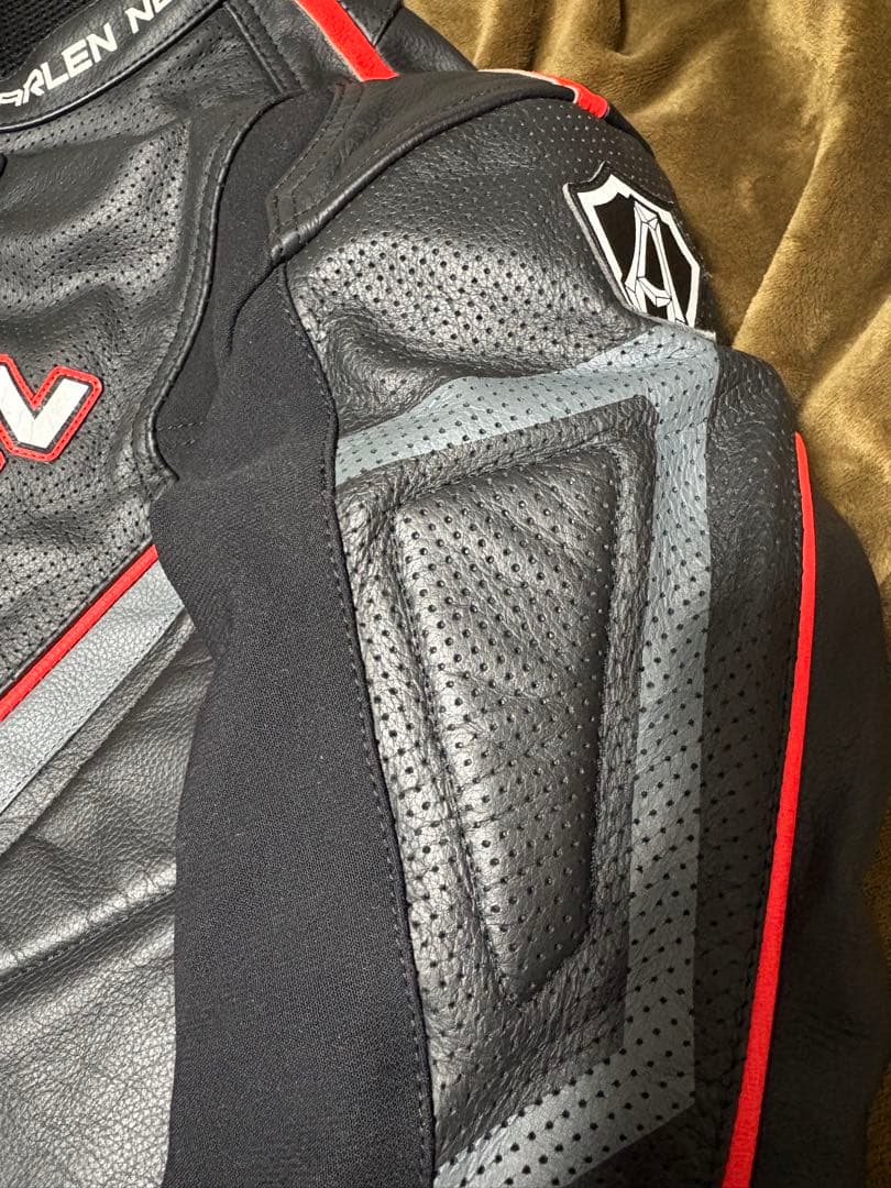 ARLEN NESS革ツナギ アレンネス レーシングスーツ54 パンチングレザー