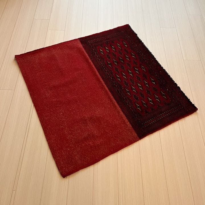 【新品未使用】ペルシャ産　トルクメン絨毯　ハーフ&ハーフ　ペルシャ