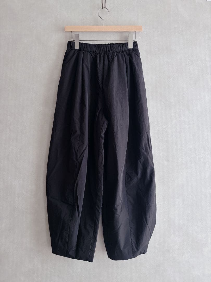 未使用　クラネ　PADDED FORM PANTS
